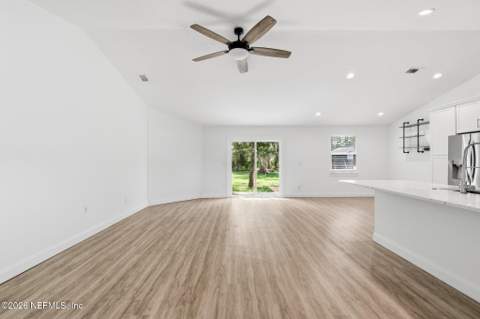 5182 Beige Street, Jacksonville FL - photo 11 of 40