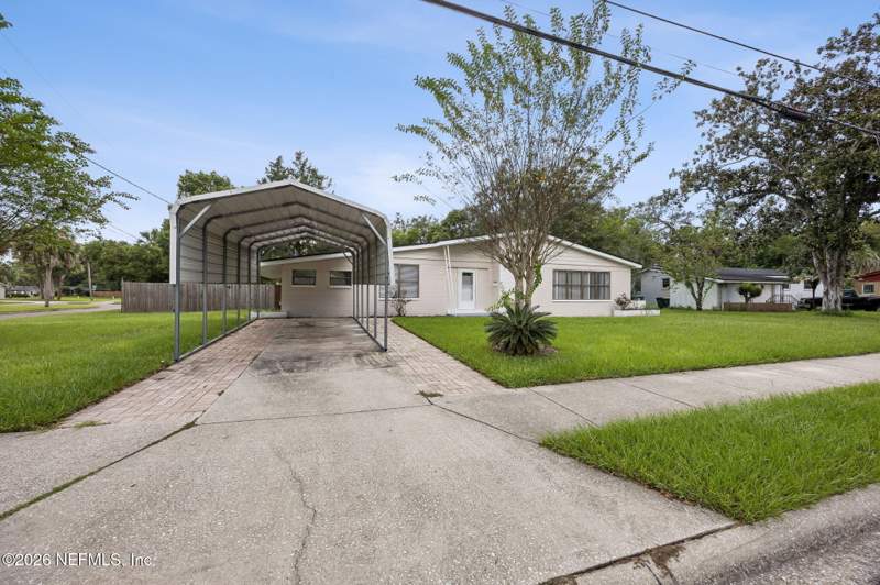 3 bedroom Single Family Residence at 8124 Sierra Madre Drive, San Jose Manor, Jacksonville — photo 4