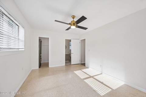 8124 Sierra Madre Drive, Jacksonville FL - photo 15 of 33