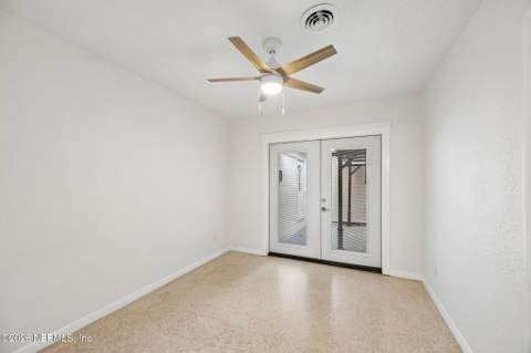 8124 Sierra Madre Drive, Jacksonville FL - photo 21 of 33