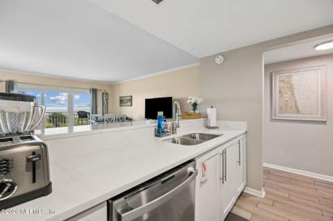 3150 S Fletcher Avenue #201, Fernandina Beach FL - photo 17 of 44