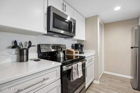 3150 S Fletcher Avenue #201, Fernandina Beach FL - photo 18 of 44