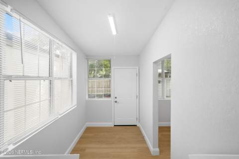 4802 Louisa Terrace, Jacksonville FL - photo 14 of 36