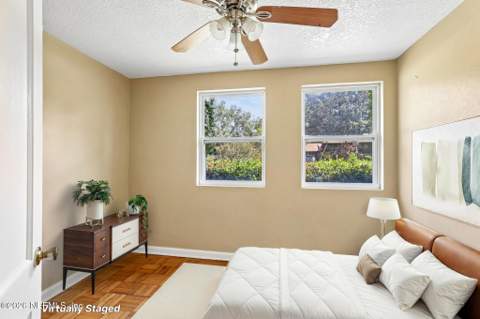 4912 Bridgewater Circle, Jacksonville FL - photo 12 of 22