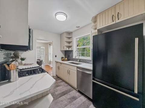 1528 Belmonte Avenue, Jacksonville FL - photo 21 of 53