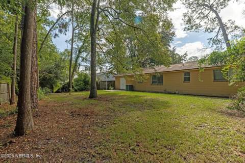 5147 Broken Arrow Drive, Jacksonville FL - photo 23 of 25