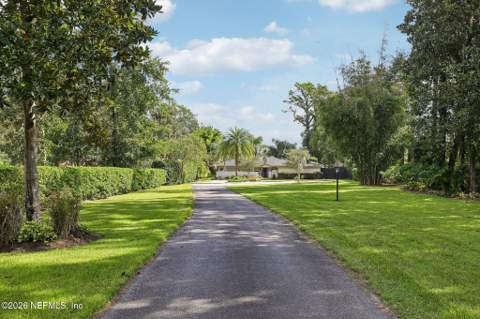 4537 Ortega Farms Circle, Jacksonville FL - photo 12 of 92