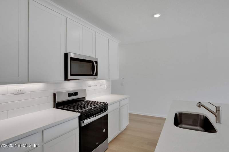 3 bedroom Townhouse at 162 Wood Lane, Brook Forest, St. Augustine — photo 5