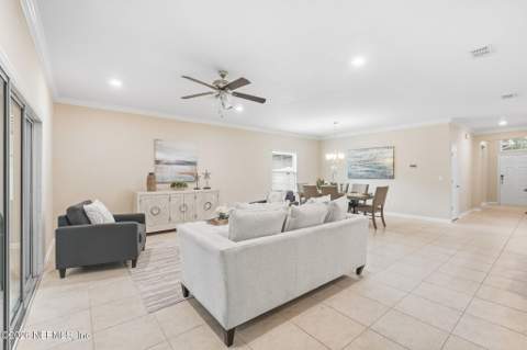 16247 Blossom Lake Drive, Jacksonville FL - photo 9 of 62