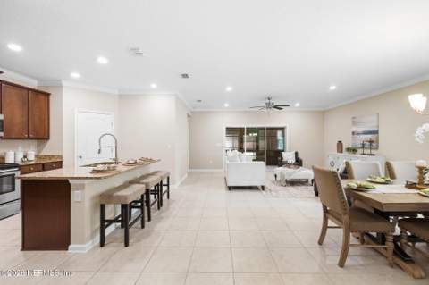 16247 Blossom Lake Drive, Jacksonville FL - photo 18 of 62