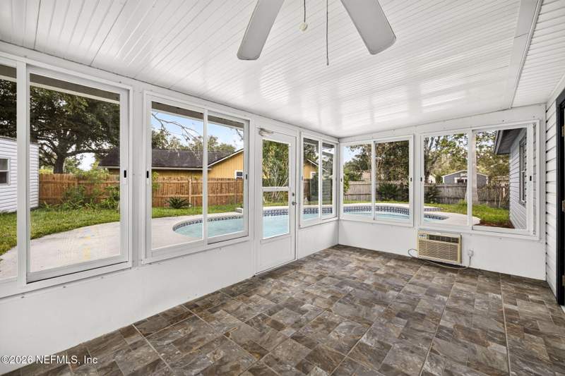 4 bedroom Single Family Residence at 2084 Tickford Street, Orange Park South, Middleburg — photo 5