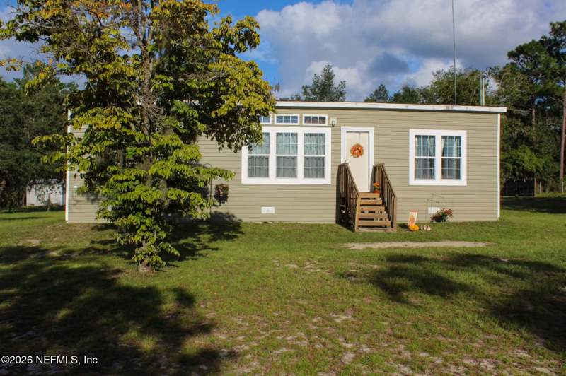3 bedroom Mobile Home at 5720 Bitterroot Street, Big Tree Lakes, Keystone Heights — photo 2