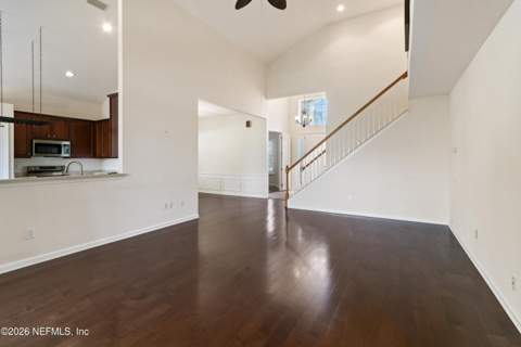 9240 Waterglen Lane, Jacksonville FL - photo 15 of 43