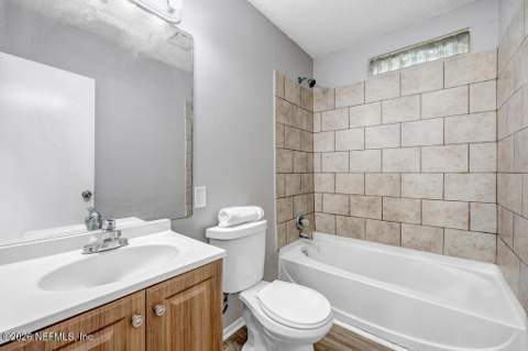 8141 Paul Jones Drive, Jacksonville FL - photo 23 of 27