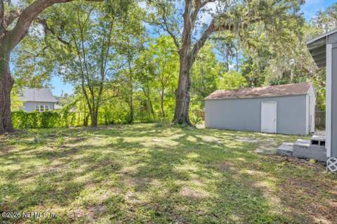 8141 Paul Jones Drive, Jacksonville FL - photo 24 of 27