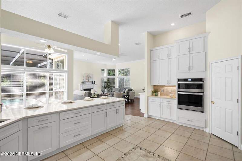 4 bedroom Single Family Residence at 1470 Harrington Park Drive, Queens Harbour Cc, Jacksonville — photo 5
