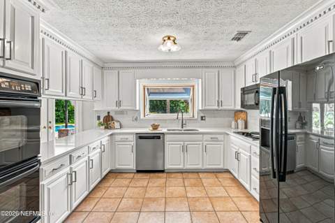 4575 Oak Bay Drive, Jacksonville FL - photo 21 of 65