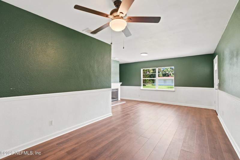 4 bedroom Single Family Residence at 5431 River Forest Drive, River Forest, Jacksonville — photo 5