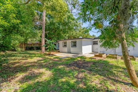 5431 River Forest Drive, Jacksonville FL - photo 16 of 27