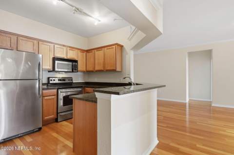 10961 Burnt Mill Road #614, Jacksonville FL - photo 6 of 26