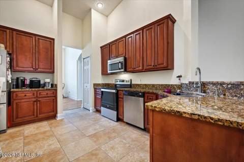 763 Cottage Hill Drive, Jacksonville FL - photo 7 of 51
