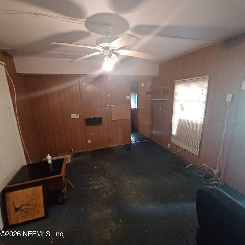 2 bedroom Mobile Home at 3909 Dottie Road, Section Land, Jacksonville — photo 4
