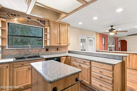 2915 Trenton Court, Orange Park FL - photo 19 of 35