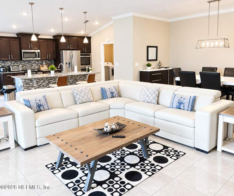 4 bedroom Single Family Residence at 15808 Baxter Creek Drive, Bainebridge Estates, Jacksonville — photo 4