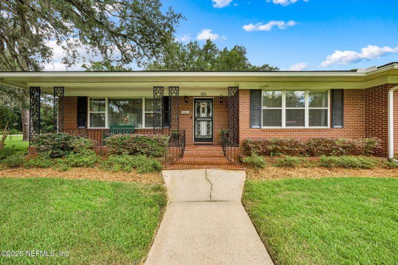 4 bedroom Single Family Residence at 974 Mapleton Terrace, Colonial Manor, Jacksonville — photo 3