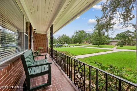 974 Mapleton Terrace, Jacksonville FL - photo 6 of 55