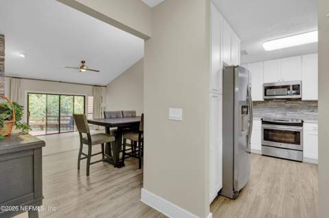 645 Wells Landing Drive, Orange Park FL - photo 10 of 33