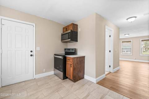 2075 W 13th Street, Jacksonville FL - photo 12 of 23