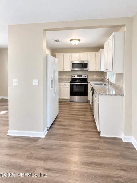 2729 W Sack Drive, Jacksonville FL - photo 6 of 23