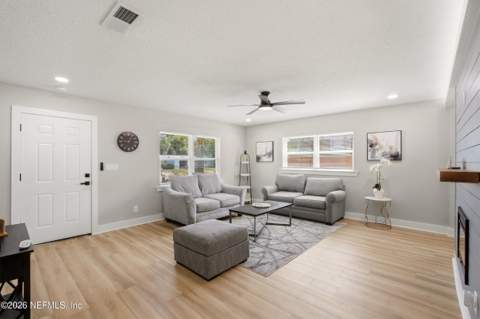 5746 Tempest Street, Jacksonville FL - photo 8 of 28