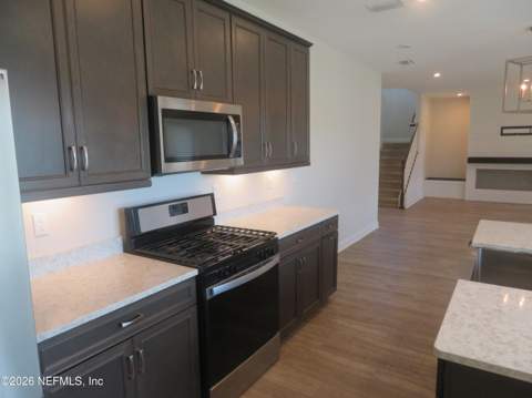 313 Meadow Creek Drive, St. Johns FL - photo 23 of 64