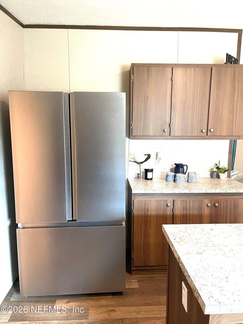 3 bedroom Mobile Home at 453 Old Hawthorne Road, Hawthorne, Hawthorne — photo 5