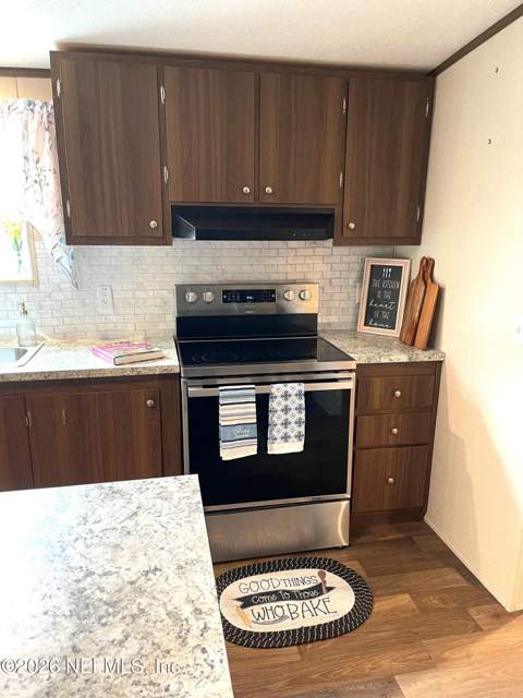 453 Old Hawthorne Road, Hawthorne FL - photo 8 of 32