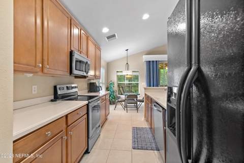 8555 Little Swift Circle #32A, Jacksonville FL - photo 11 of 35