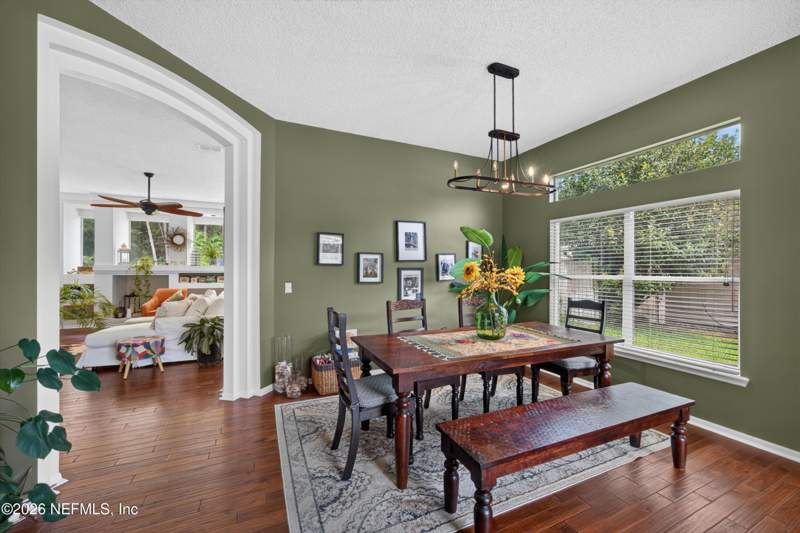 4 bedroom Single Family Residence at 1820 Burgess Hill Drive, Kensington Gardens, Jacksonville — photo 4