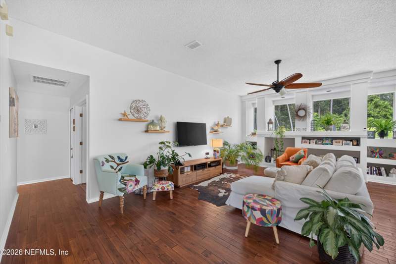 4 bedroom Single Family Residence at 1820 Burgess Hill Drive, Kensington Gardens, Jacksonville — photo 5