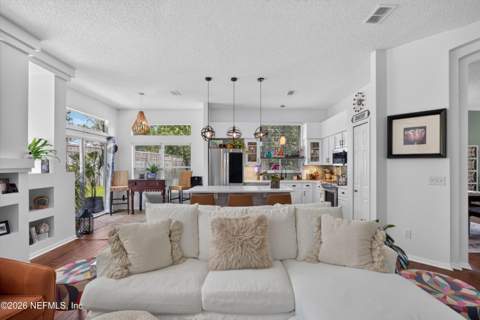 1820 Burgess Hill Drive, Jacksonville FL - photo 9 of 41