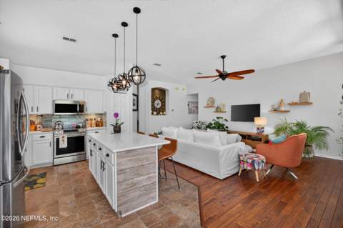 1820 Burgess Hill Drive, Jacksonville FL - photo 13 of 41