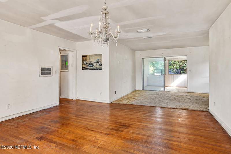 3 bedroom Single Family Residence at 7101 Alana Road, Arlington Hills, Jacksonville — photo 5