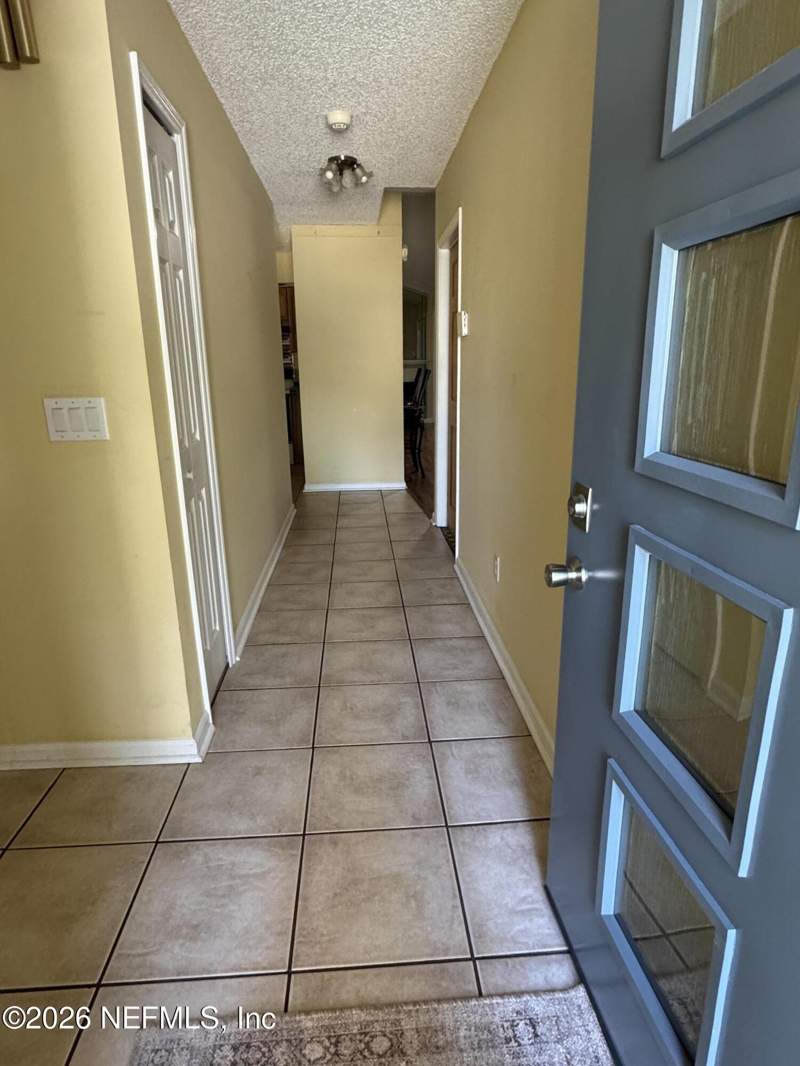3 bedroom Single Family Residence at 2419 Wattle Tree Road, Summer Trees, Jacksonville — photo 4
