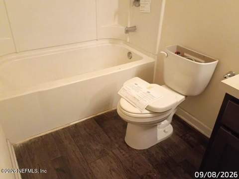 8047 Echo Springs Road, Jacksonville FL - photo 7 of 10
