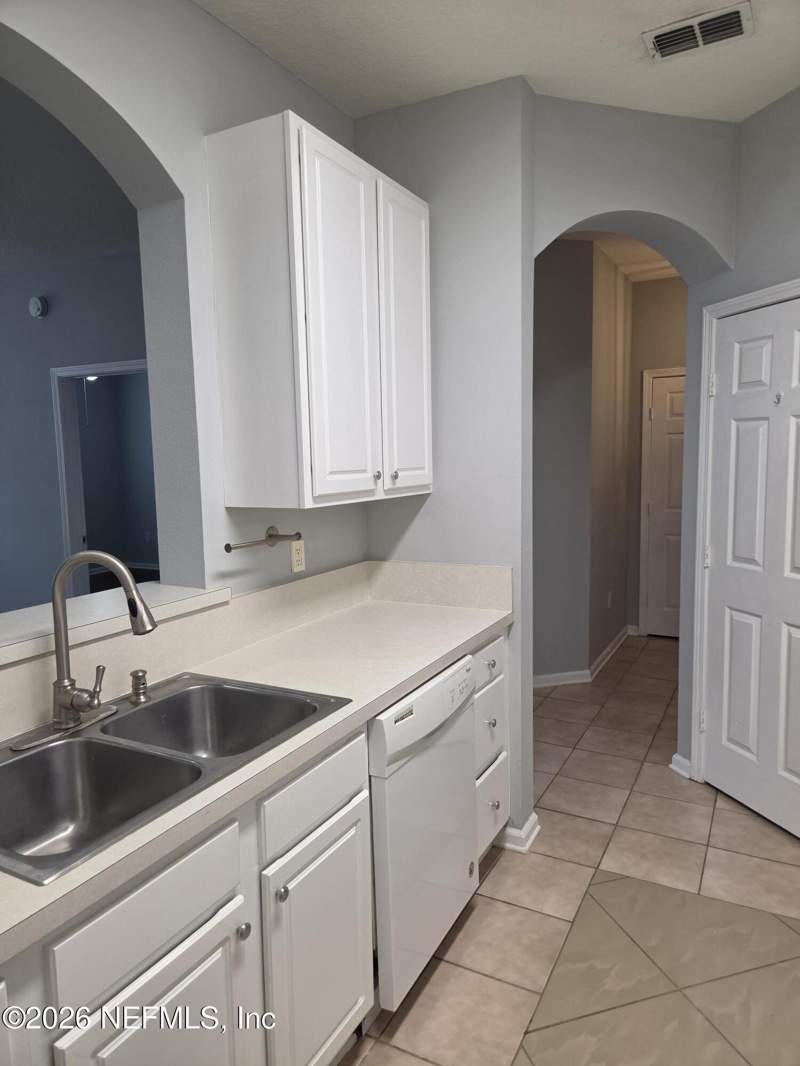 2 bedroom Condominium at 10550 Baymeadows Road #817, Overlook, Jacksonville — photo 5