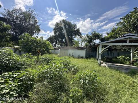 6304 Sprinkle Drive, Jacksonville FL - photo 15 of 16