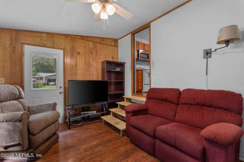 1727 Elsie Street, Green Cove Springs FL - photo 15 of 49
