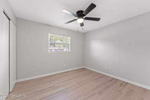 2455 Seaway Street, Jacksonville FL - photo 14 of 19