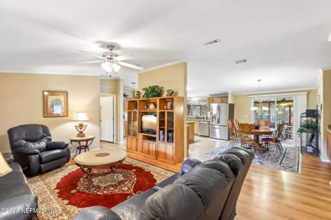 504 Meadowbrook Farms Road, Green Cove Springs FL - photo 7 of 44